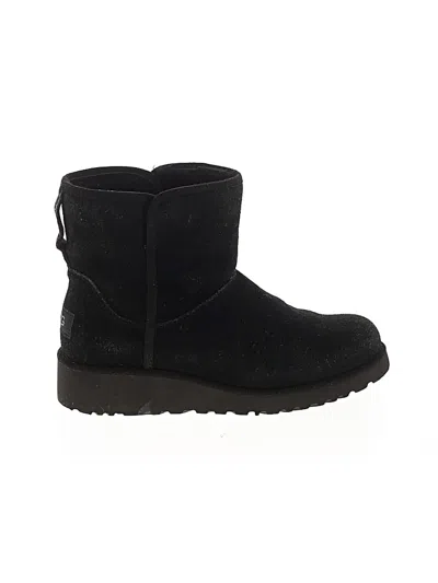 Pre-owned Ugg Boots In Black