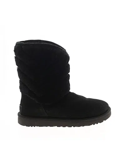 Pre-owned Ugg Boots In Black