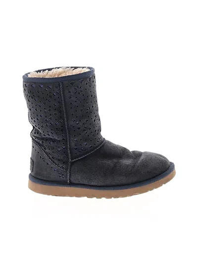 Pre-owned Ugg Boots In Black