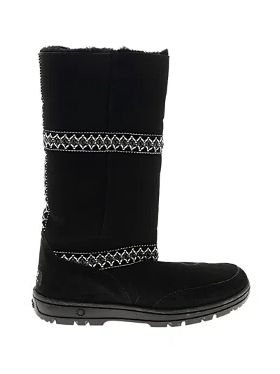 Pre-owned Ugg Boots In Black