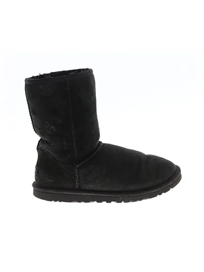 Pre-owned Ugg Boots In Black