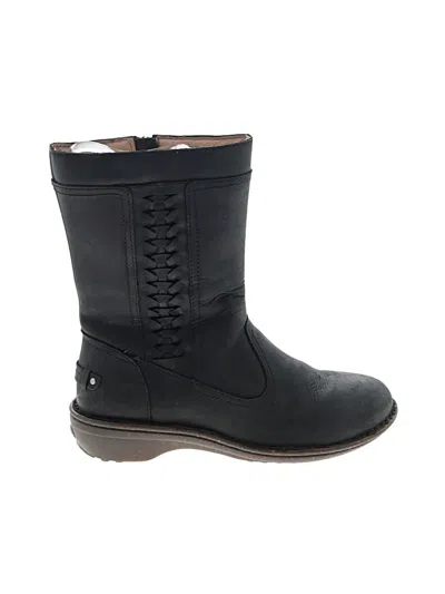 Pre-owned Ugg Boots In Black