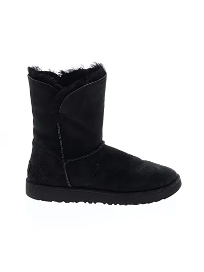 Pre-owned Ugg Boots In Black