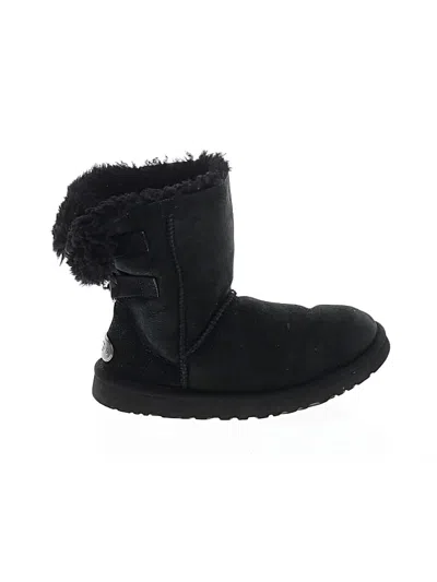 Pre-owned Ugg Boots In Black