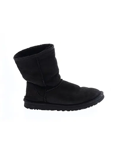 Pre-owned Ugg Boots In Black
