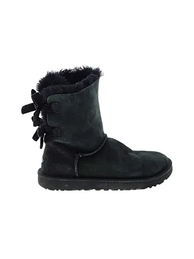 Pre-owned Ugg Boots In Black