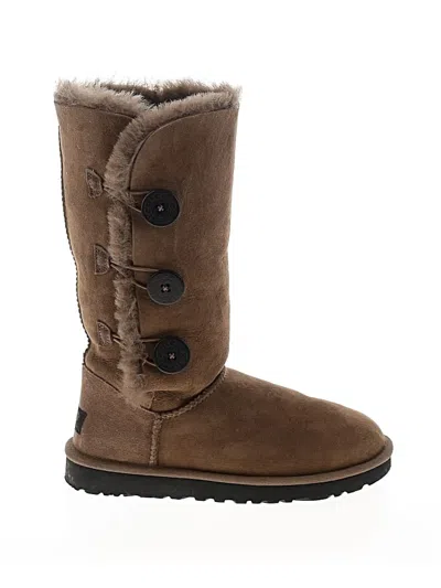 Pre-owned Ugg Boots In Brown