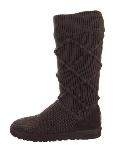 Pre-owned Ugg Boots In Brown