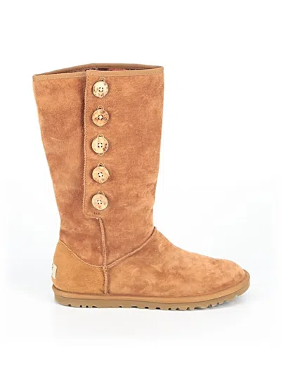 Pre-owned Ugg Boots In Brown
