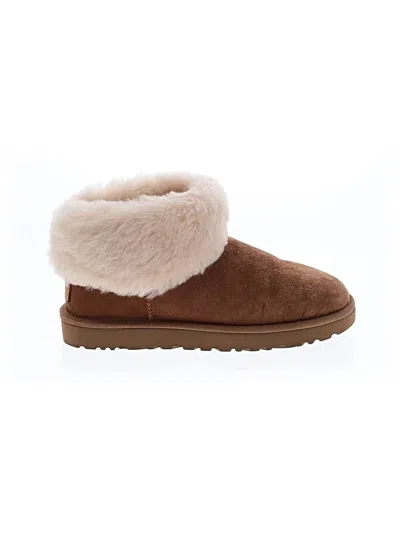 Pre-owned Ugg Boots In Brown