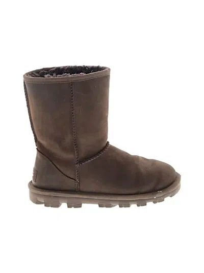 Pre-owned Ugg Boots In Brown