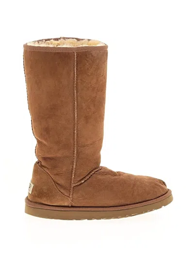 Pre-owned Ugg Boots In Brown