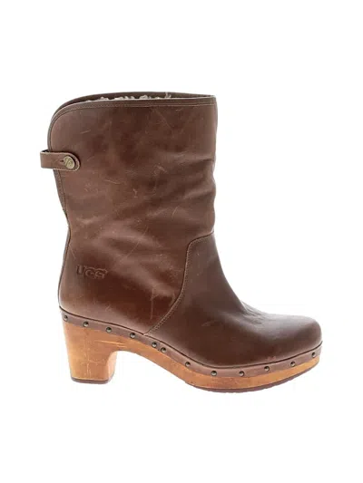 Pre-owned Ugg Boots In Brown