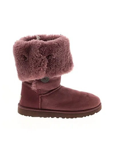 Pre-owned Ugg Boots In Burgundy
