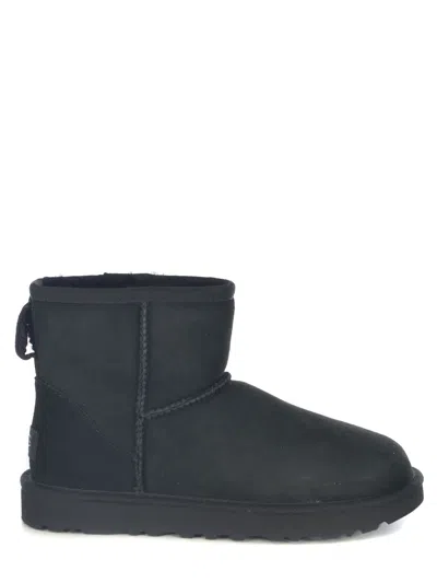 UGG UGG BOOTS 'CLASSIC MINI'