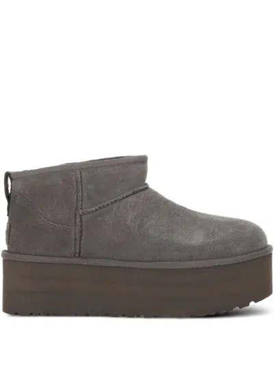 Ugg Boots In Gray