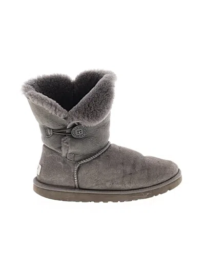 Pre-owned Ugg Boots In Gray