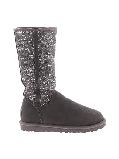 Pre-owned Ugg Boots In Gray