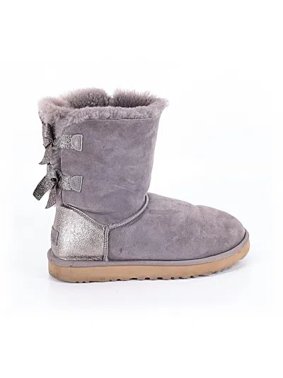 Pre-owned Ugg Boots In Gray