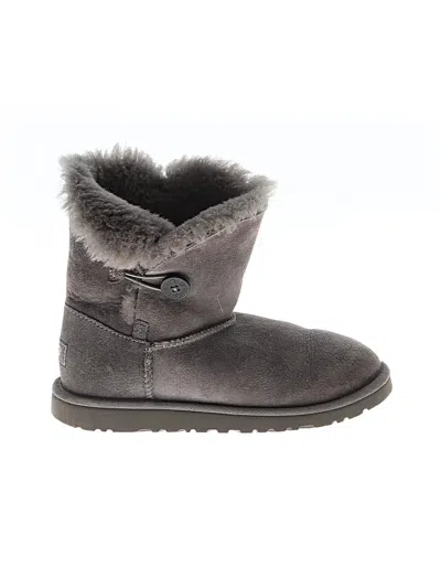 Pre-owned Ugg Boots In Gray