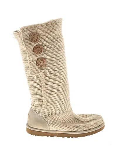 Pre-owned Ugg Boots In Ivory
