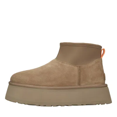 Ugg Boots In Brown