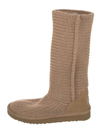 Pre-owned Ugg Boots In Neutral