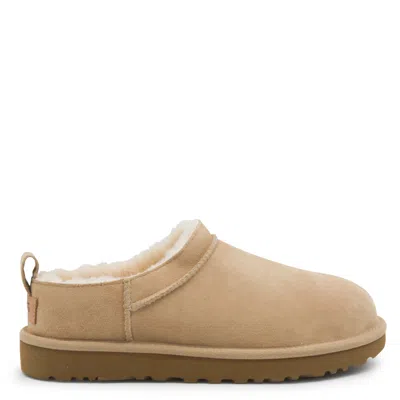 UGG BOOTS SAND