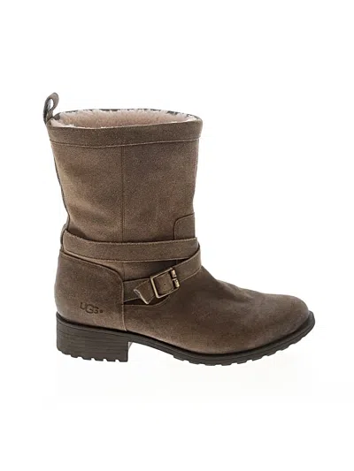 Pre-owned Ugg Boots In Tan