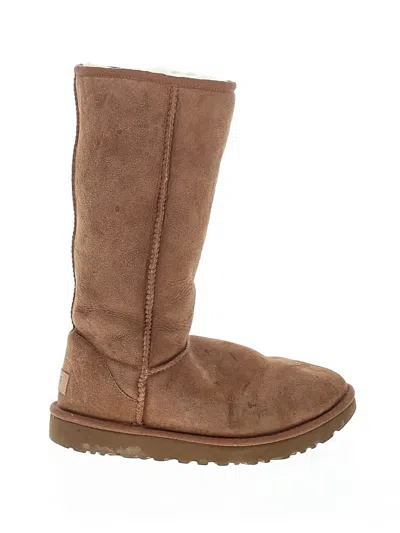 Pre-owned Ugg Boots In Tan