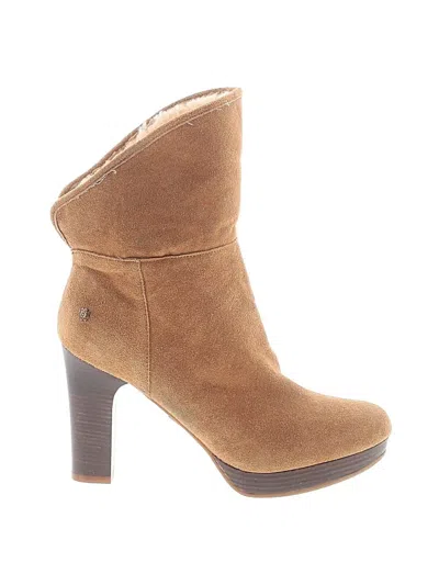 Pre-owned Ugg Boots In Tan
