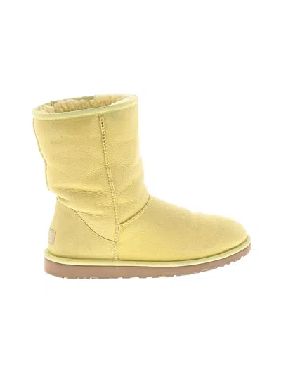 Pre-owned Ugg Boots In Yellow