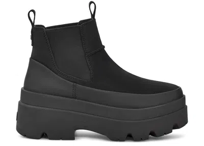Pre-owned Ugg Brisbane Chelsea Boot (women's) Sneakers In Black