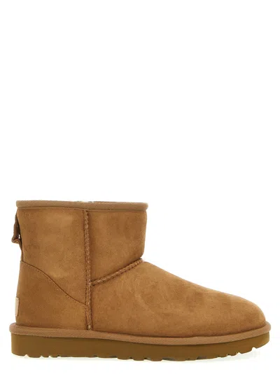 UGG WOMEN BROWN CLASSIC MINI ANKLE BOOTS, 2.5 LUXURY BOOTS FOR WOMEN DARVEYS
