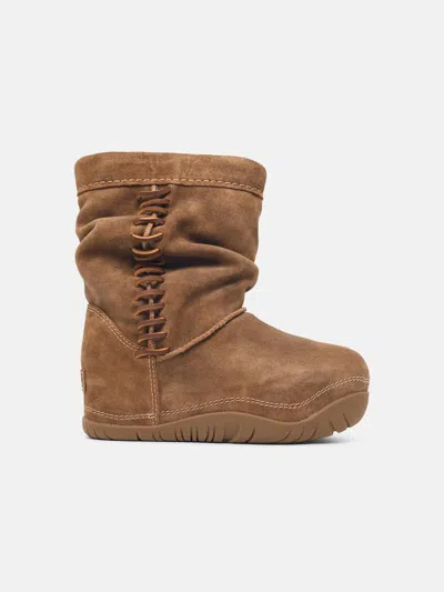 Ugg 'bucked' Chestnut Suede Boots In Beige
