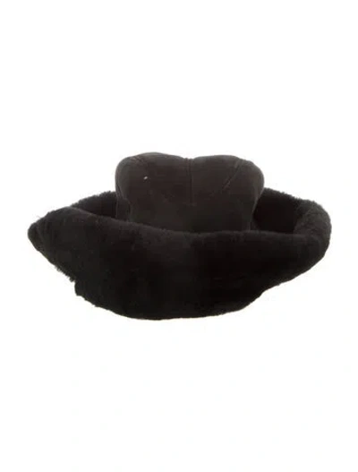 Pre-owned Ugg Bucket Hat In Black