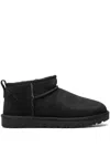 Ugg Low-cut Slip-on Boots With Twinface Lining And Textured Sole In Black