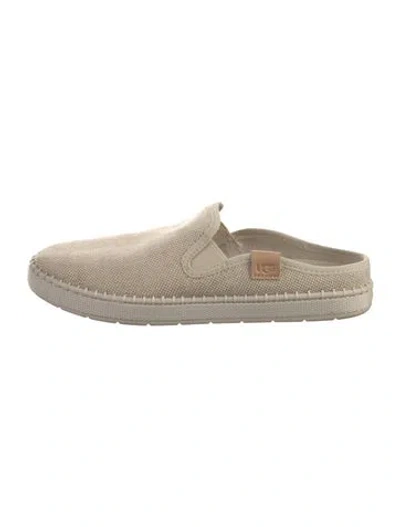 Pre-owned Ugg Canvas Slippers In Neutral
