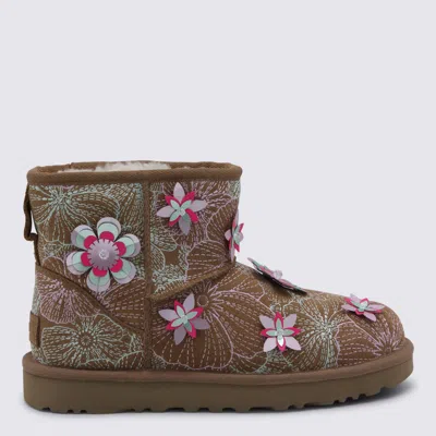 Ugg Chestnut Classic Mini Meadow Boots In Multi