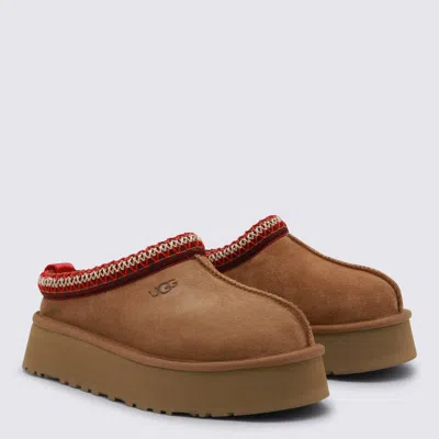 UGG CHESTNUT FLATS
