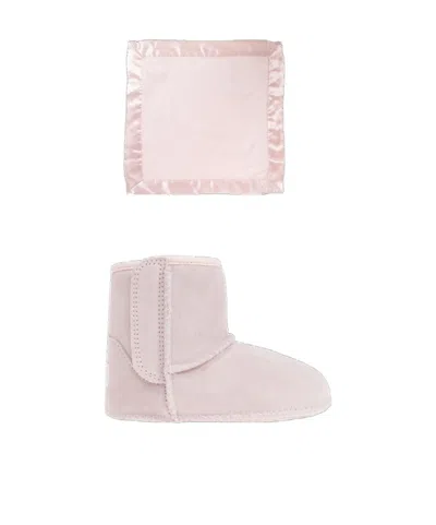 Ugg Classic Boot And Lovey Blanket Set In Pink