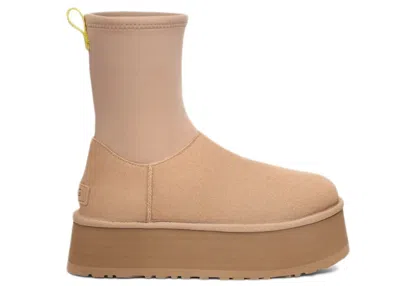 Pre-owned Ugg Classic Dipper Boot (women's) Sneakers In Sand