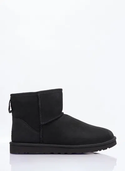 UGG CLASSIC MINI BOOTS
