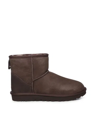 UGG CLASSIC MINI BOOTS
