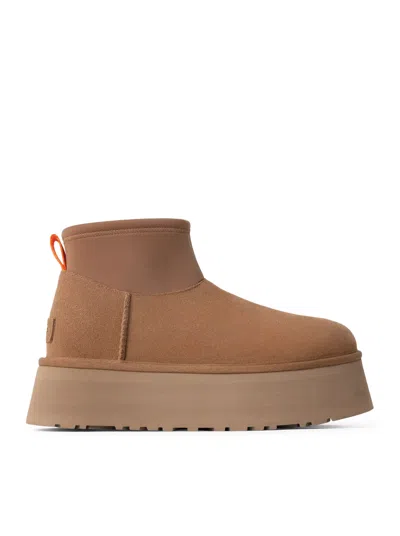 UGG CLASSIC MINI DIPPER ANKLE BOOTS