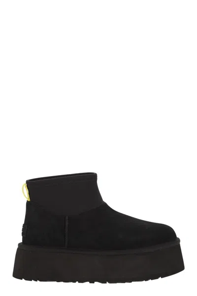UGG UGG CLASSIC MINI DIPPER BOOTS