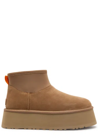 UGG UGG CLASSIC MINI DIPPER SUEDE FLATFORM ANKLE BOOTS