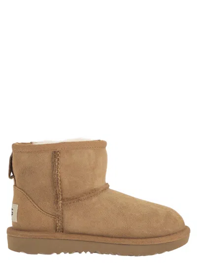 Ugg Classic Mini Ii - Ankle Boot In Brown