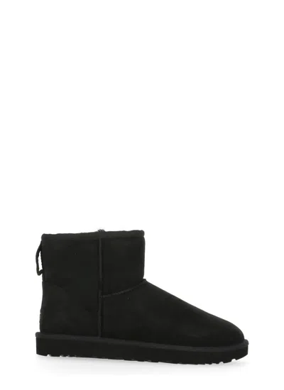 Ugg Classic Mini Ii Ankle Boots In Black
