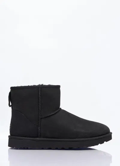 UGG CLASSIC MINI II BOOTS